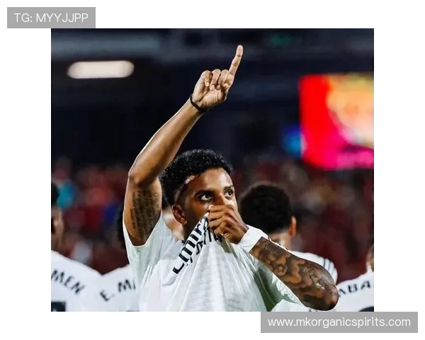 热刺计划补强阵容目标锁定中场边锋与中后卫欲再签两人