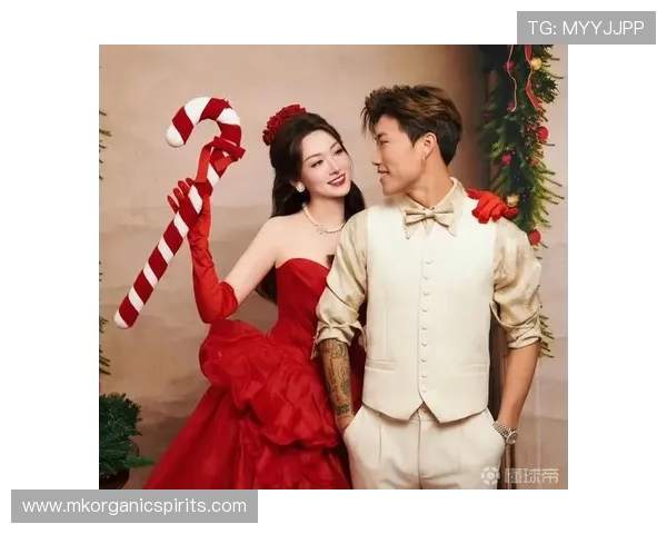 谢文能采访时突然大笑逗乐妻子展现可爱男人的一面