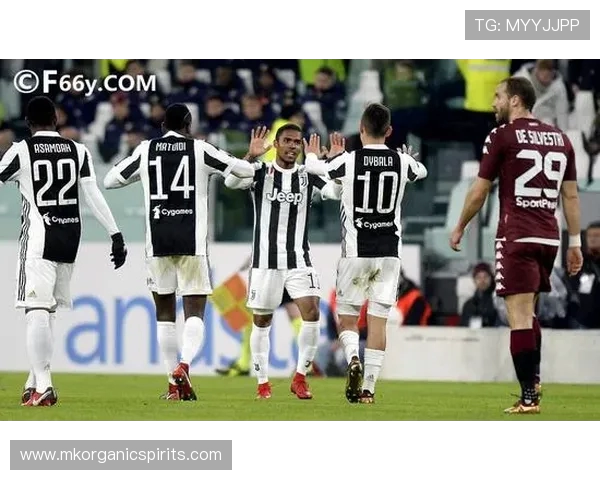 马特乌斯:无法理解孔帕尼在德超杯决赛中未给年轻球员更多出场机会 马特乌斯:无法理解孔帕尼在德超杯决赛中未给年轻球员更多出场机会