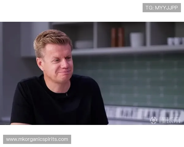 以兰格谈夏窗引援理念:始终坚持关窗后阵容比之前更强目标 以兰格谈夏窗引援理念:始终坚持关窗后阵容比之前更强目标