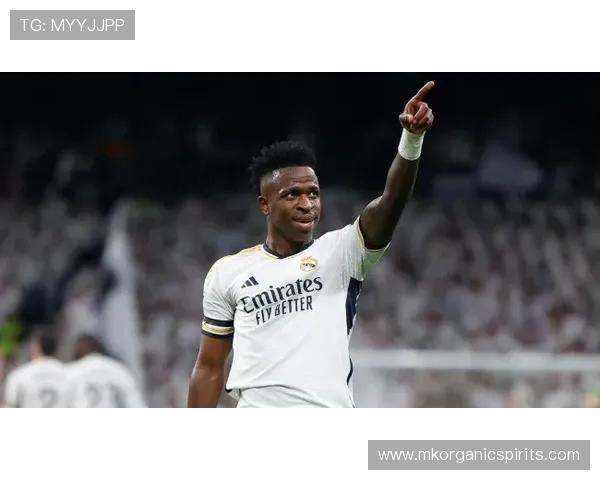 世体预测皇马新赛季首发阵容：姆巴佩贝林厄姆维尼修斯组成进攻三叉戟