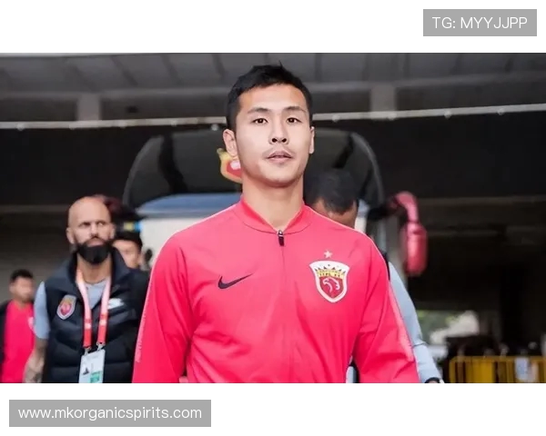 林创益任意球世界波破门 亚泰少打一人半场暂0比1落后海牛 林创益任意球世界波破门 亚泰少打一人半场暂0比1落后海牛